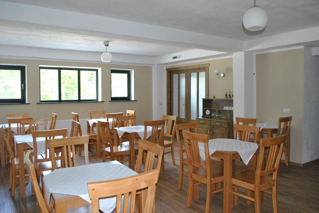 Activ Parc Hotel Negresti Kültér fotó