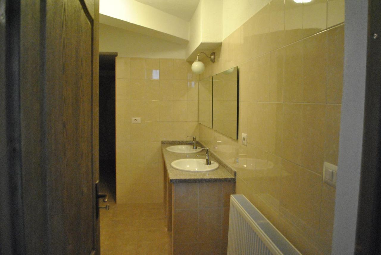 Activ Parc Hotel Negresti Kültér fotó
